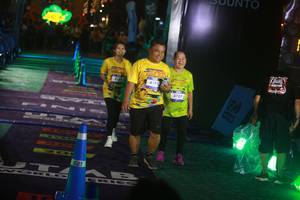 BIB: 3502, 4191, 3707
                            <button type="button" onclick="openModal(26275337)" class="btn btn-primary btn-sm float-right btn-popup" data-toggle="modal" data-target=".modal-high-quality">
                        <i class="fas fa-shopping-cart"></i> Add to Cart
                    </button>
                                            <button type="button" onclick="isThisMe(26275337, true)" class="btn btn-success btn-sm float-right btn-popup btn-isme hidden" data-toggle="tooltip" data-placement="bottom" title="นี่คือรูปของคุณใช่ไหม คลิกที่นี่เพื่อเอาเข้าอัลบั้ม">
                        <i class="fas fa-plus"></i> Add to album
                    </button>
                    <button type="button" onclick="isThisMe(26275337, false)" class="btn btn-warning btn-sm float-right btn-popup btn-isnotme hidden">
                        <i class="fas fa-ban"></i> Remove from album
                    </button>